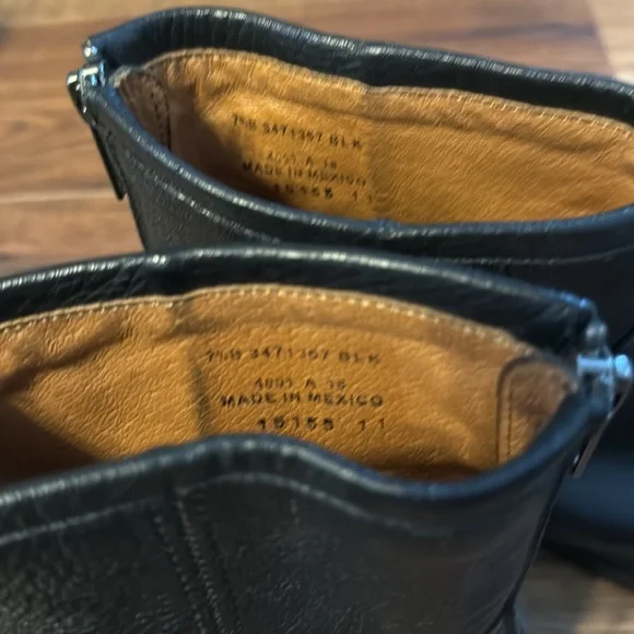 Frye Portia Harness Short Leather Black Boots - Women’s 7 1/2 - 71367 - Picture 9 of 16